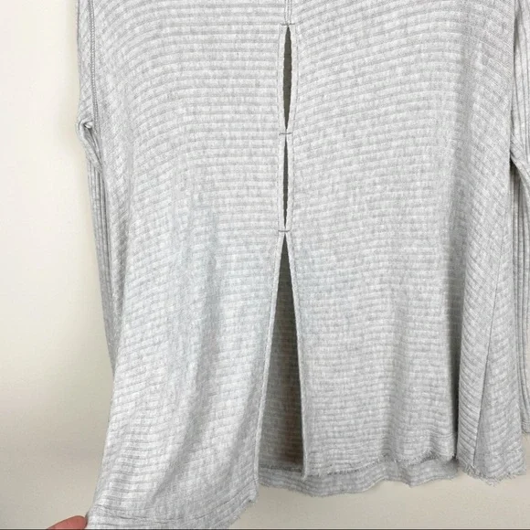 Free People Lightweight Gray Ribbed Sweater - Picture 8 of 16